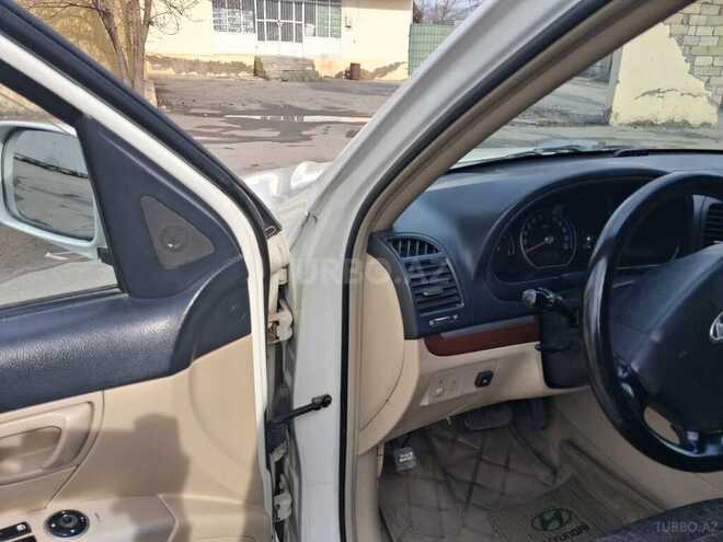 Hyundai Santa Fe-15
