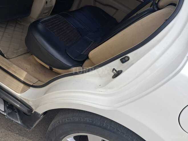 Hyundai Santa Fe-17