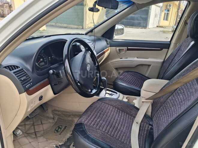 Hyundai Santa Fe-14
