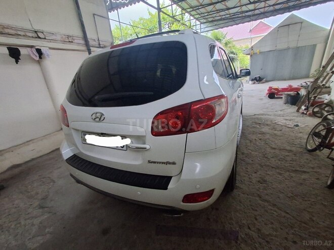 Hyundai Santa Fe-8