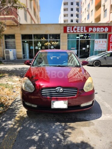 Hyundai Accent-6