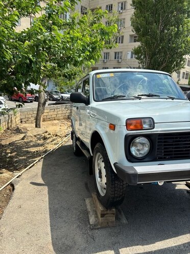 LADA (VAZ) Niva-3