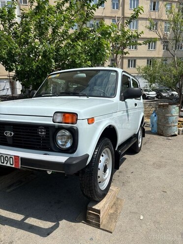 LADA (VAZ) Niva-4