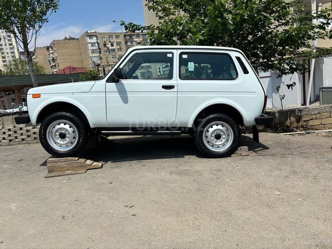 LADA (VAZ) Niva-6