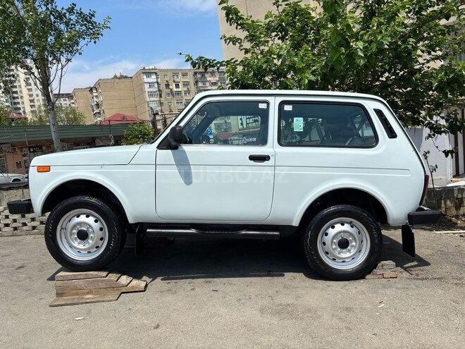 LADA (VAZ) Niva-2