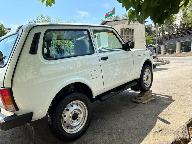 LADA (VAZ) Niva-7