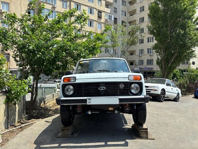 LADA (VAZ) Niva-1