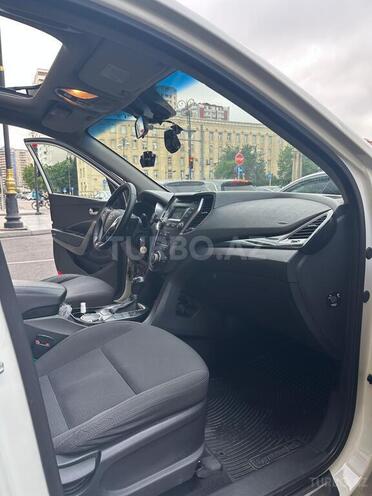 Hyundai Santa Fe-10
