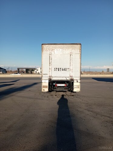 Mercedes Atego 2528-3