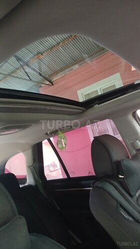 Hyundai Santa Fe-8