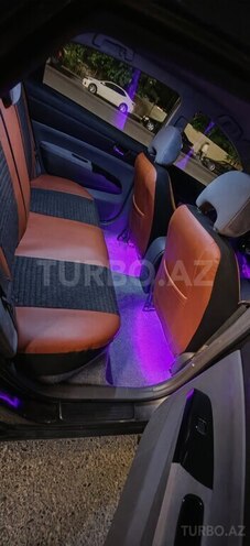 Toyota Prius-16