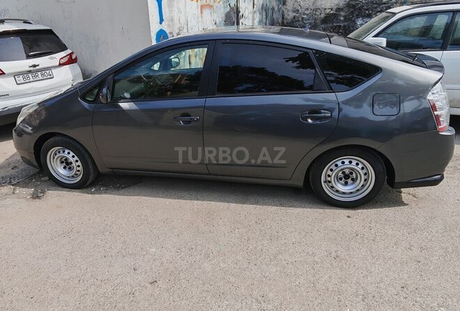 Toyota Prius-14