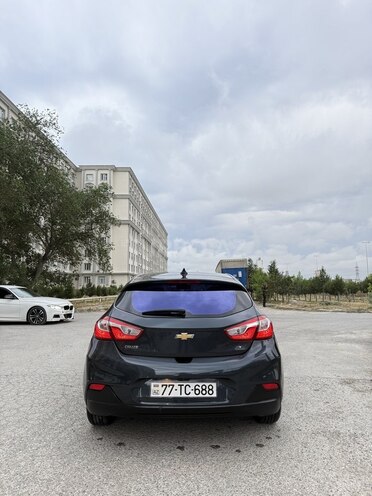 Chevrolet Cruze-4