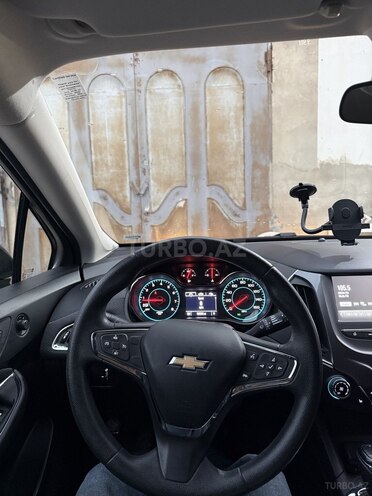 Chevrolet Cruze-9