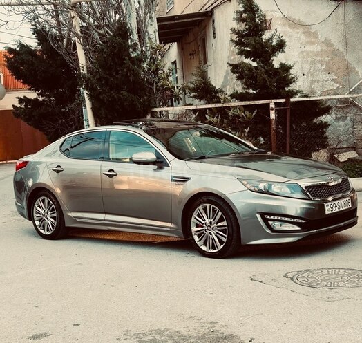 Kia Optima-11