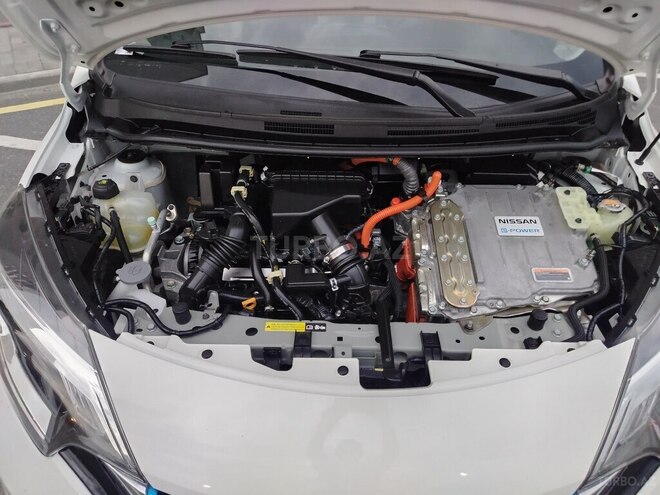 Nissan Note-9