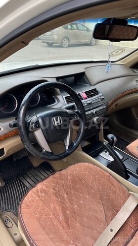 Honda Accord-12