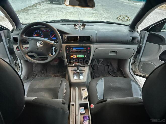 Volkswagen Passat-6