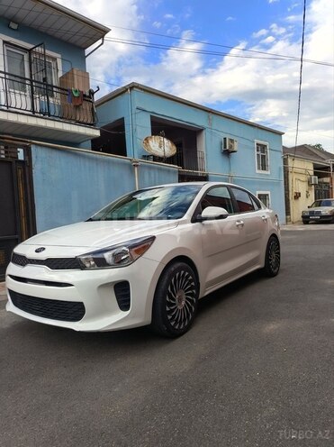 Kia Rio-2