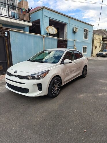 Kia Rio-3
