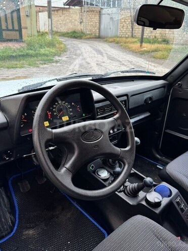 LADA (VAZ) Niva-6