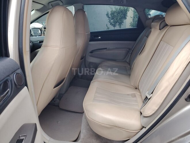 Toyota Prius-8
