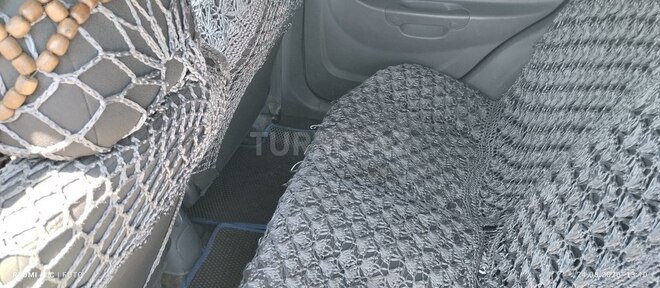 Hyundai Accent-5