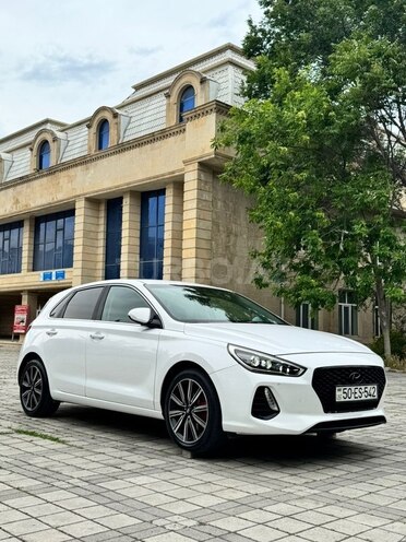 Hyundai i30-3