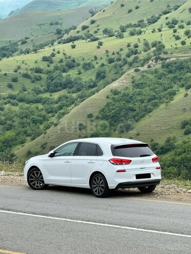 Hyundai i30-19