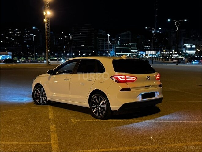 Hyundai i30-20