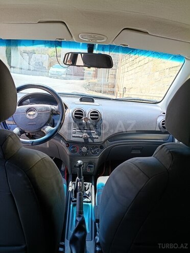 Chevrolet Aveo-4