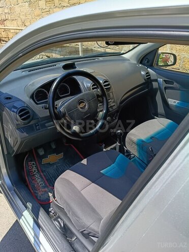 Chevrolet Aveo-7