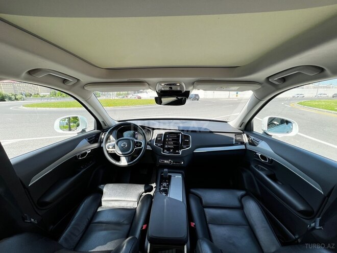 Volvo XC90-3