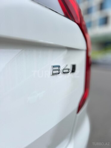 Volvo XC90-4