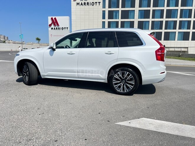 Volvo XC90-17