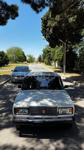 LADA (VAZ) 2107-2
