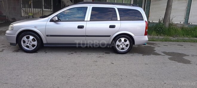 Opel Astra-11