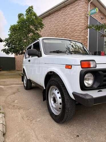 LADA (VAZ) Niva-3