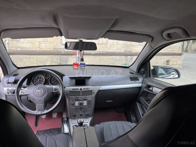 Opel Astra-16