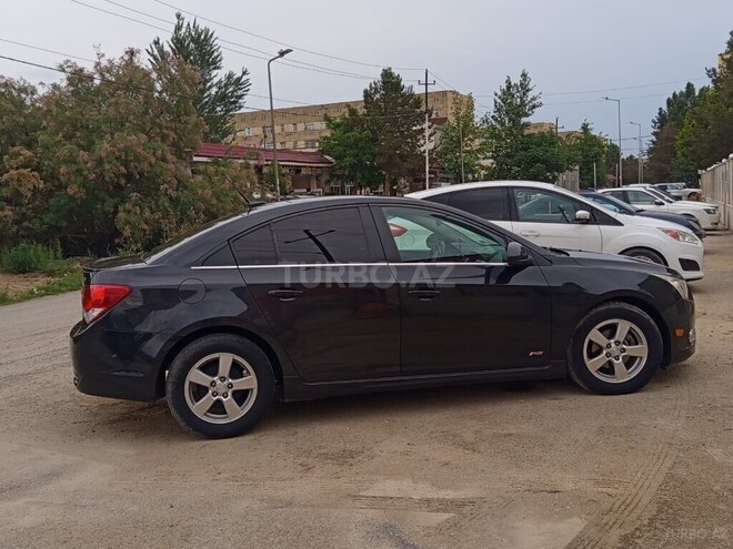 Chevrolet Cruze-5