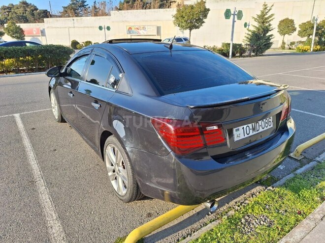 Chevrolet Cruze-6