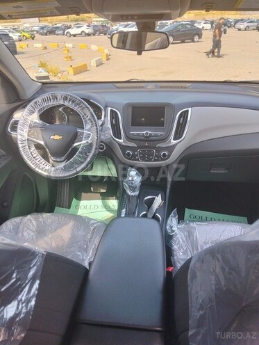 Chevrolet Equinox-12