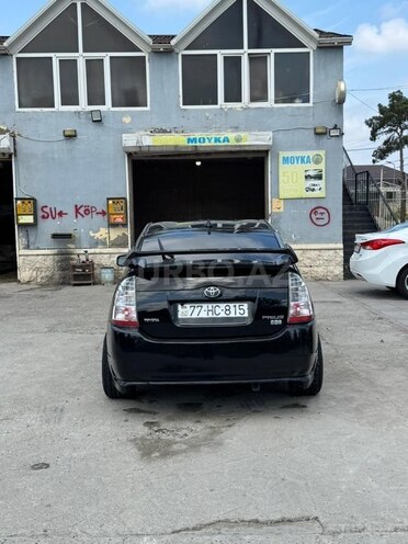 Toyota Prius-7
