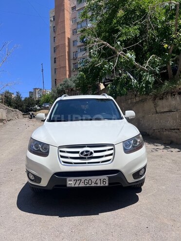 Hyundai Santa Fe-1