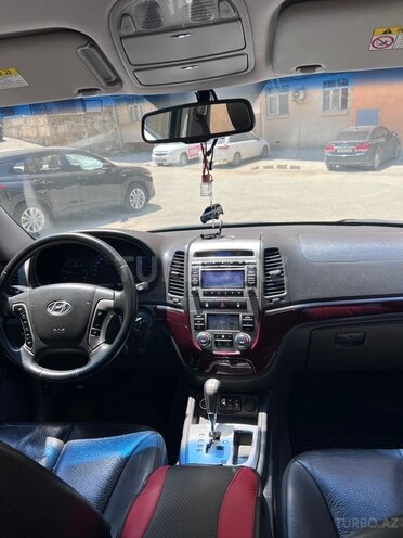 Hyundai Santa Fe-7