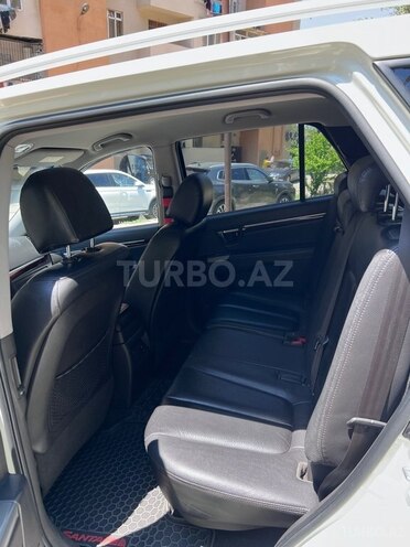 Hyundai Santa Fe-8