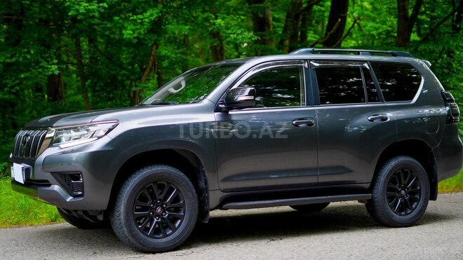 Toyota Land Cruiser Prado-7