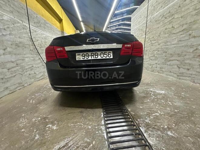 Chevrolet Cruze-13