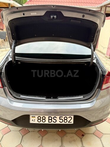 Hyundai Elantra-17