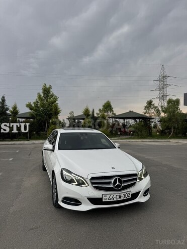 Mercedes E 220-2